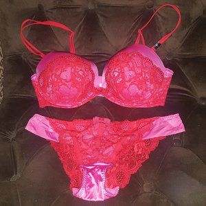 Victoria's Secret Pink Lace Bra & Panties Set 36D